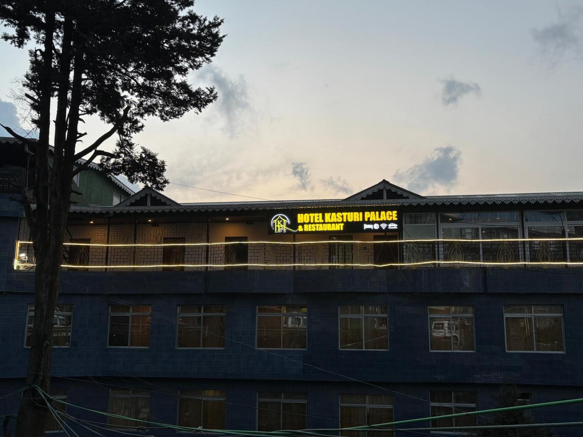 Hotel Kasturi Palace & Restaurant Darjeeling 다르질링 외부 사진