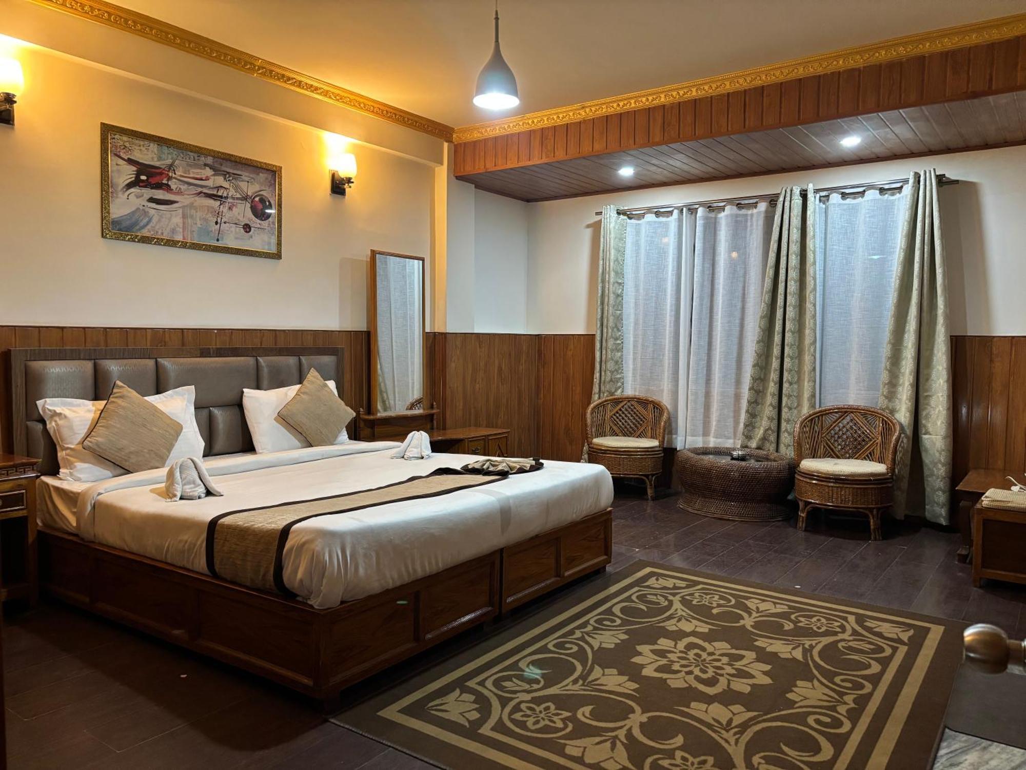 Hotel Kasturi Palace & Restaurant Darjeeling 다르질링 외부 사진