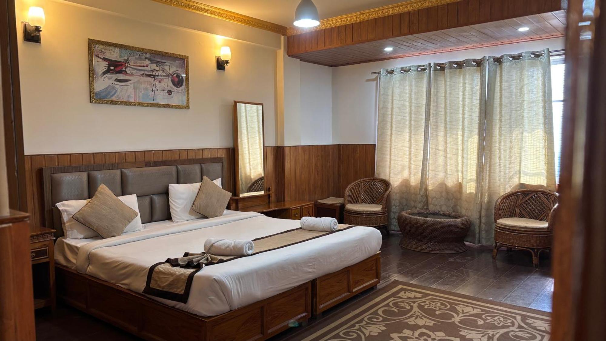Hotel Kasturi Palace & Restaurant Darjeeling 다르질링 외부 사진