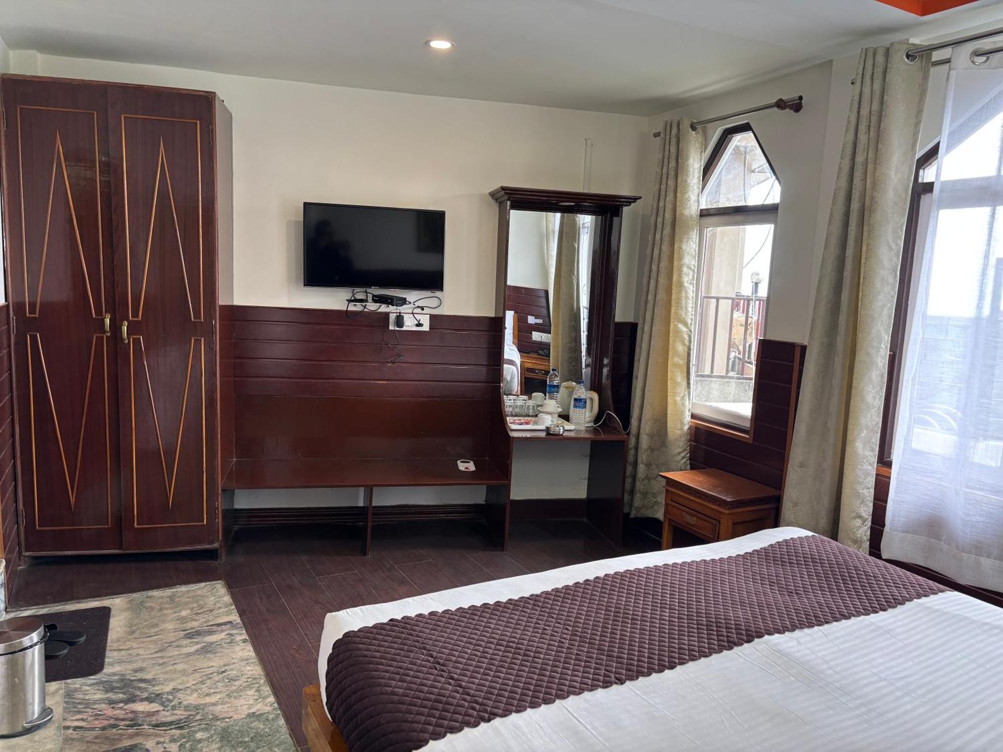 Hotel Kasturi Palace & Restaurant Darjeeling 다르질링 외부 사진