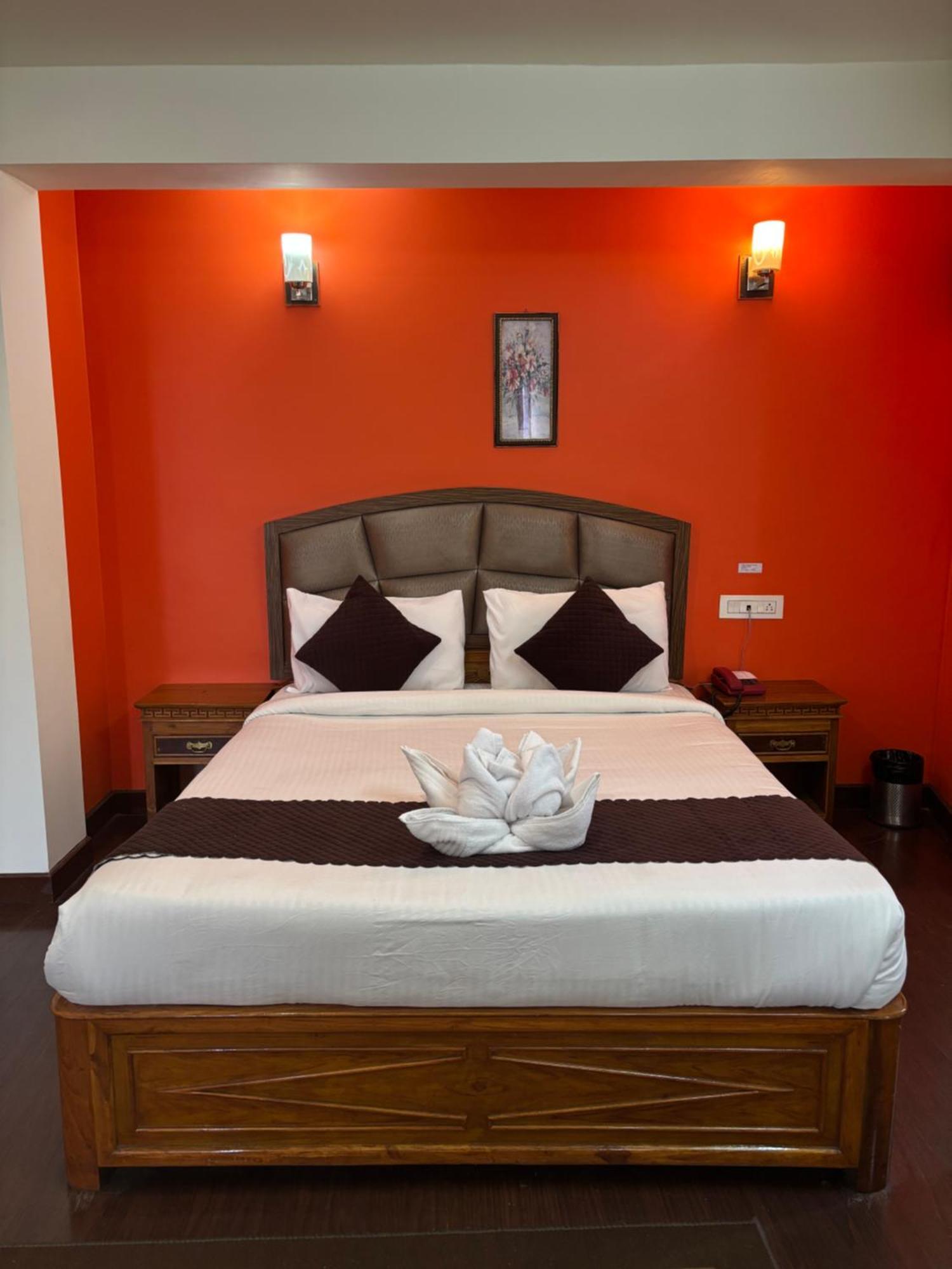 Hotel Kasturi Palace & Restaurant Darjeeling 다르질링 외부 사진