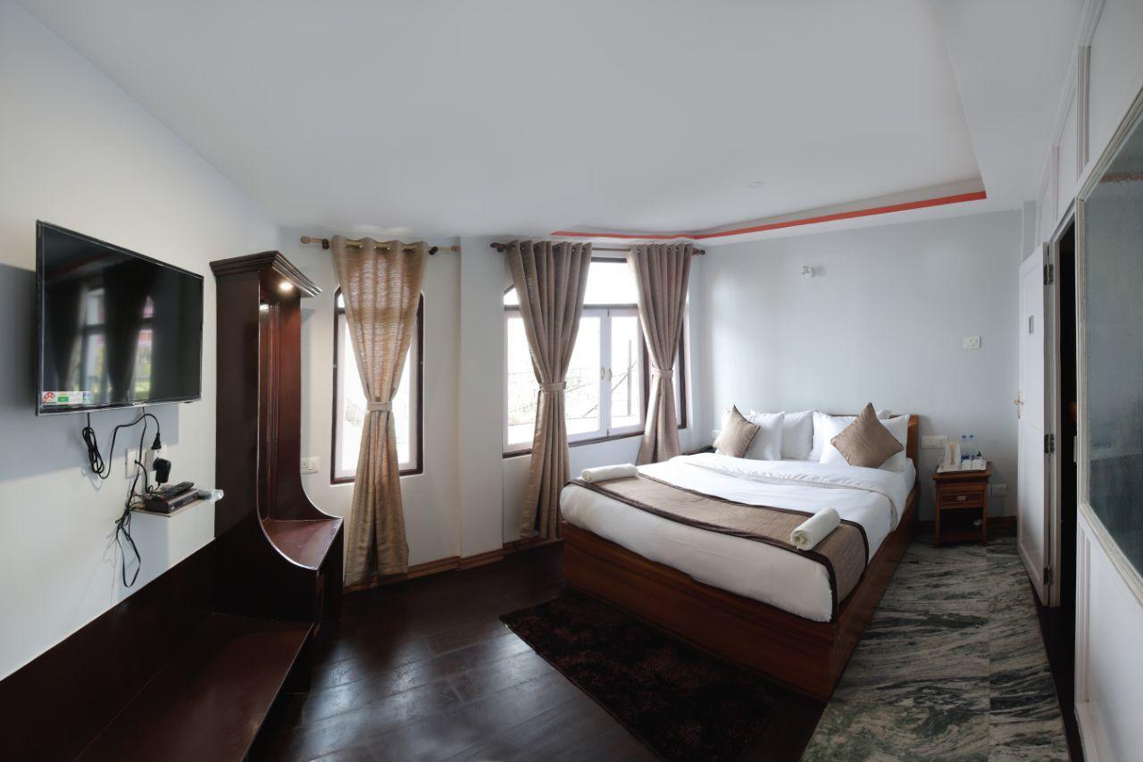 Hotel Kasturi Palace & Restaurant Darjeeling 다르질링 외부 사진